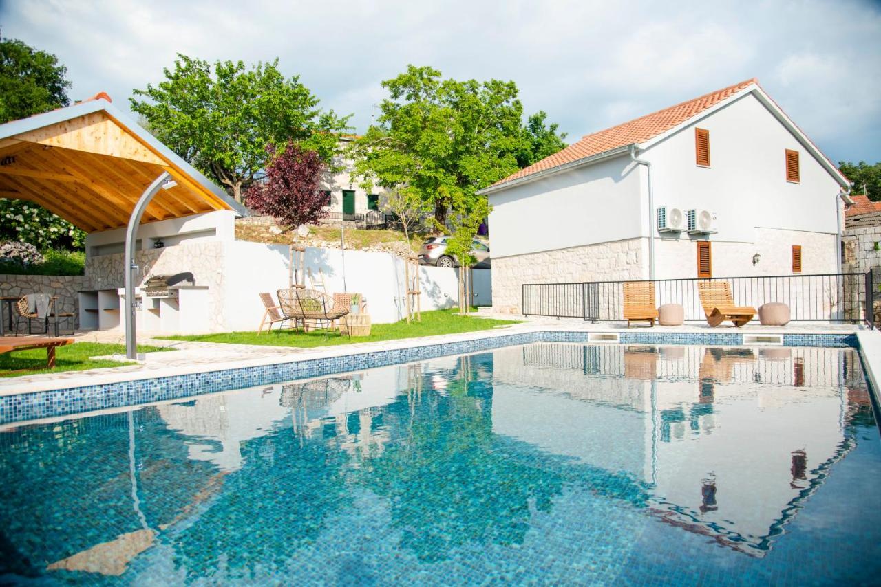 Villa Vita Trilj Buitenkant foto